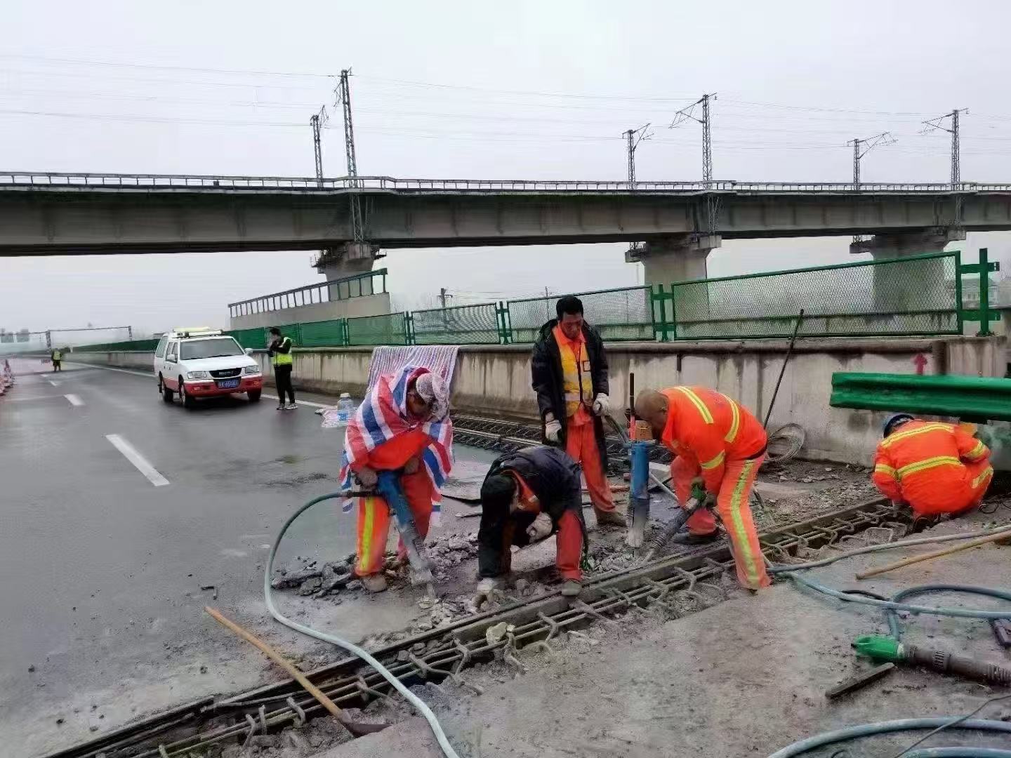 西固桥梁伸缩缝抢修料